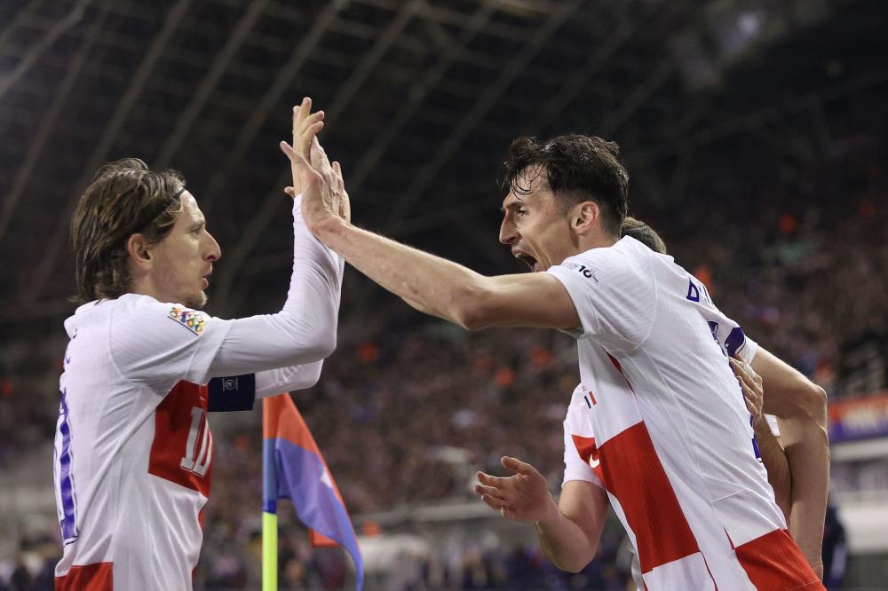 会展示自己 会展示自己